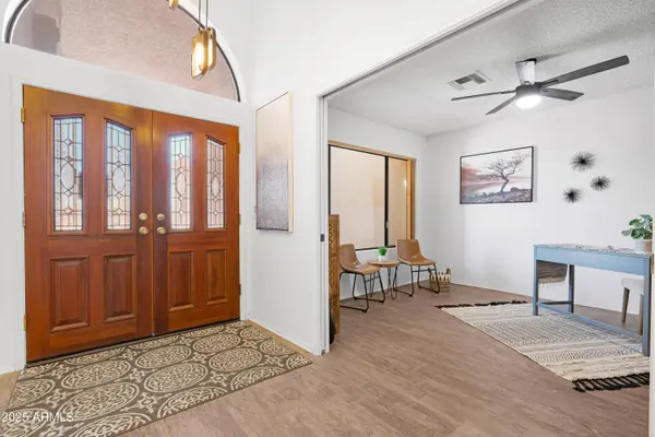 26637 S NEW TOWN Drive, Sun Lakes, AZ 85248