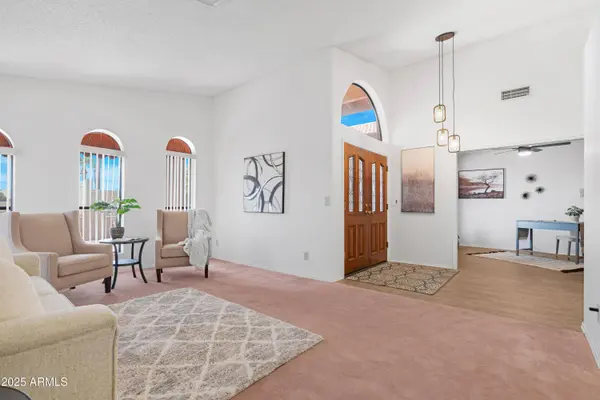 26637 S NEW TOWN Drive, Sun Lakes, AZ 85248