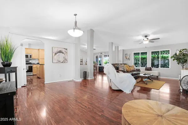 9247 E LAKESIDE Drive, Sun Lakes, AZ 85248