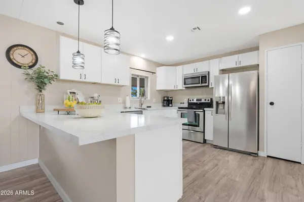 25408 S MONTANA Avenue, Sun Lakes, AZ 85248