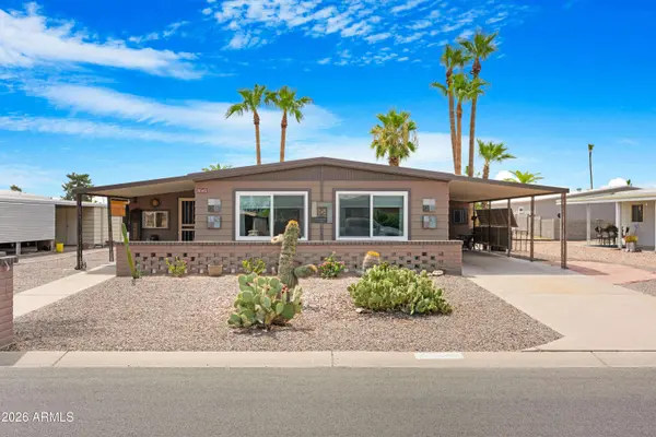 9045 E SUN LAKES Boulevard N, Sun Lakes, AZ 85248