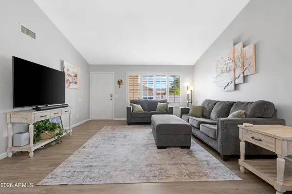 24810 S FOXGLENN Drive, Sun Lakes, AZ 85248
