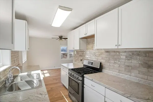 Round Lake Park, IL 60073