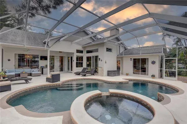 1069 CAPTAINS WAY, Tarpon Springs, FL 34689