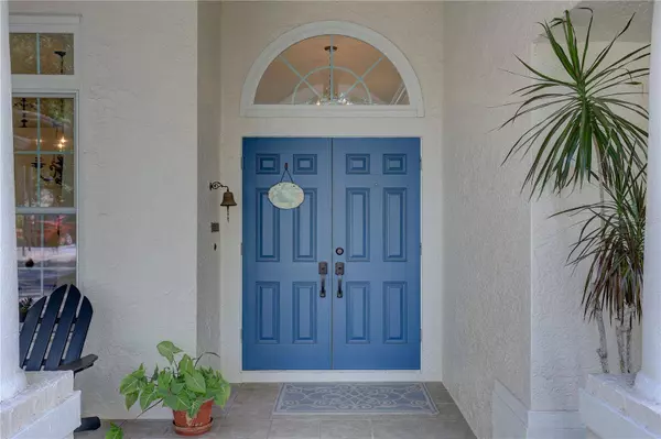 1069 CAPTAINS WAY, Tarpon Springs, FL 34689