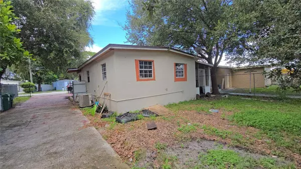 2050 NW 152ND TER, Miami Gardens, FL 33054