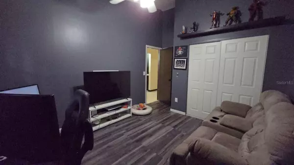 1025 SW 113TH TER, Pembroke Pines, FL 33025