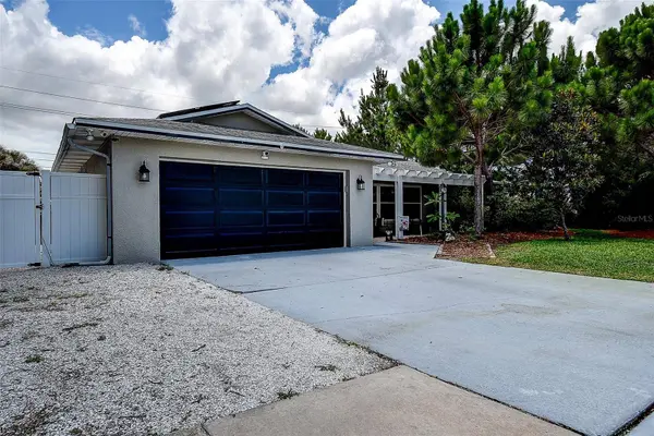 11040 126TH TER, Largo, FL 33778