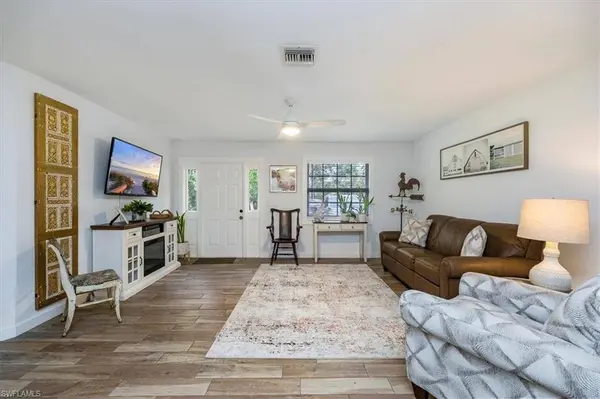 27111 Edgewood ST, Bonita Springs, FL 34135