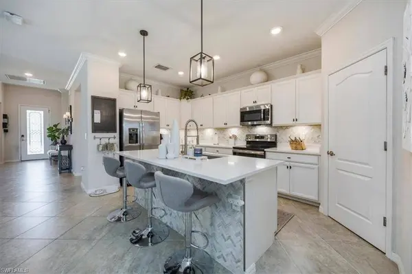 2069 Hamlin ST, Naples, FL 34120