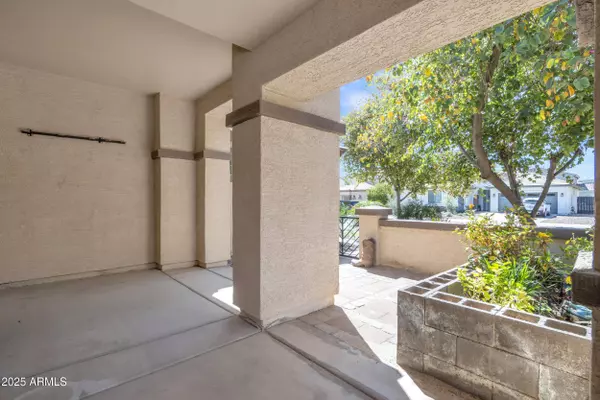 4968 E WESTCHESTER Drive, Chandler, AZ 85249