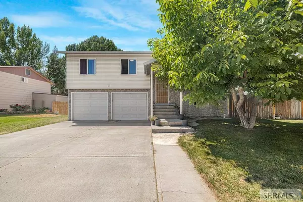 867 Coachman Drive, Idaho Falls, ID 83402