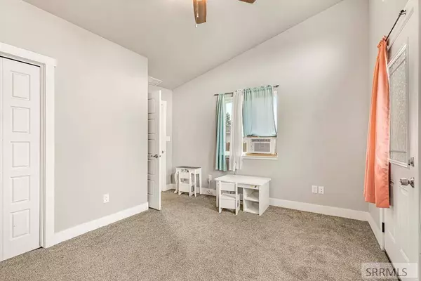 950 Boise Avenue, Idaho Falls, ID 83402