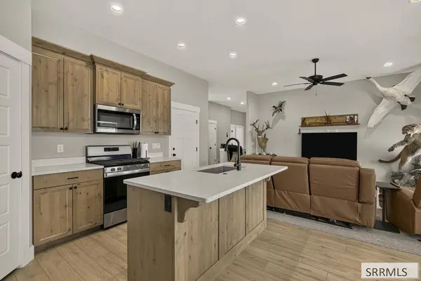 4310 Ola Vista Ave, Idaho Falls, ID 83401