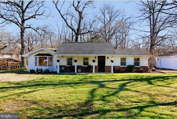 7620 Wiley Dr, Lorton, VA 22079-2516