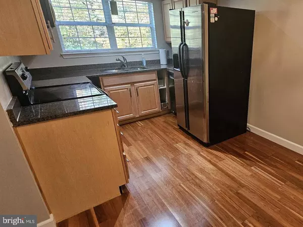 12012 GOLF RIDGE CT #102, Fairfax, VA 22033