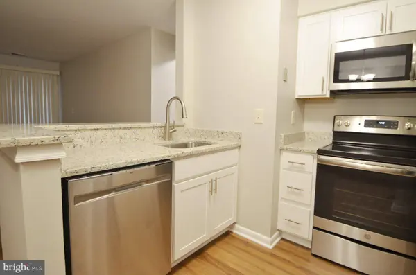 6920 MARY CAROLINE CIR #H, Alexandria, VA 22310
