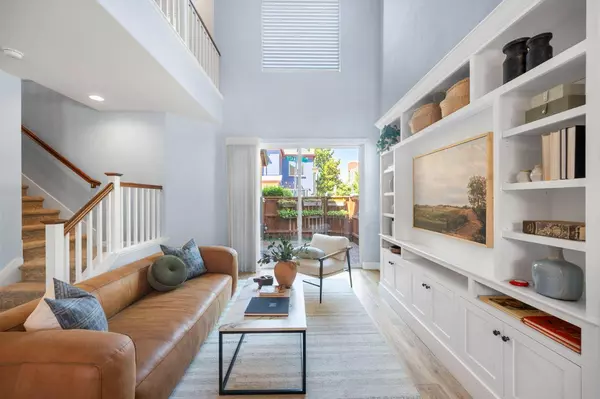 805 Titanium LN, West Sacramento, CA 95691