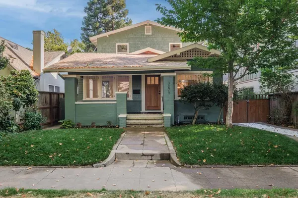 3279 D ST, Sacramento, CA 95816