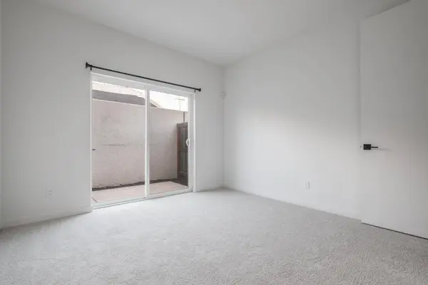 3332 S ST, Sacramento, CA 95816