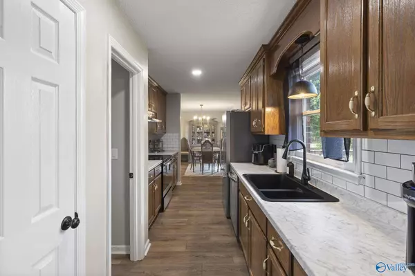 1784 Butler Road, New Market, AL 35761