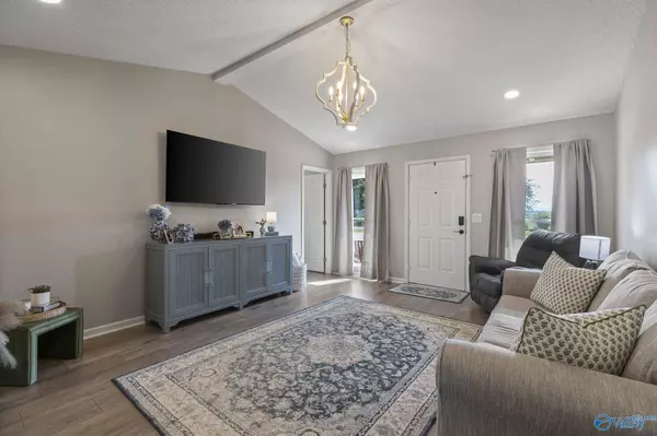 1784 Butler Road, New Market, AL 35761