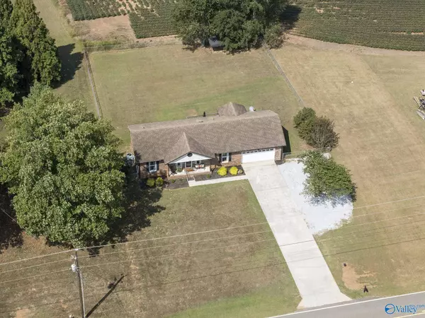 1784 Butler Road, New Market, AL 35761