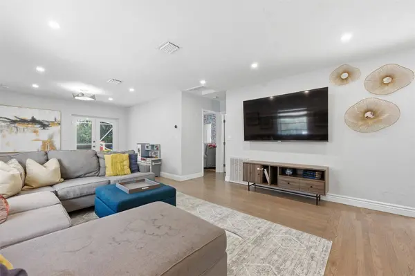 608 SW 13th ST, Fort Lauderdale, FL 33315