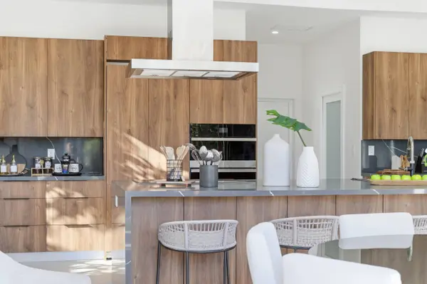 1308 Avocado ISLE, Fort Lauderdale, FL 33315