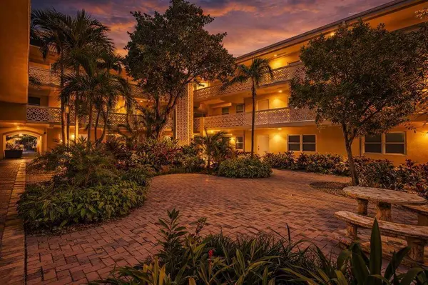 815 Middle River DR #115, Fort Lauderdale, FL 33304