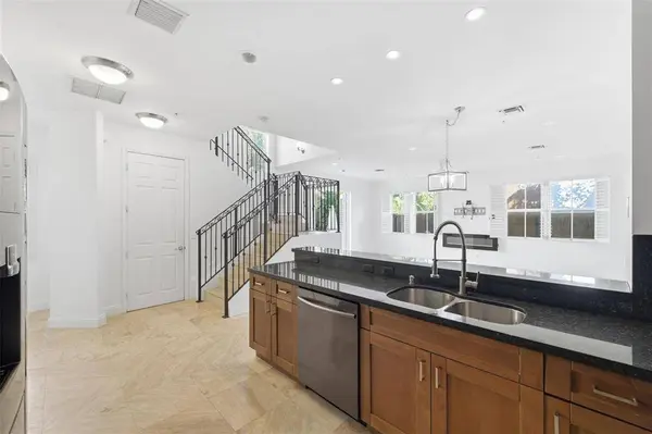 2515 NE 18th ST, Fort Lauderdale, FL 33305