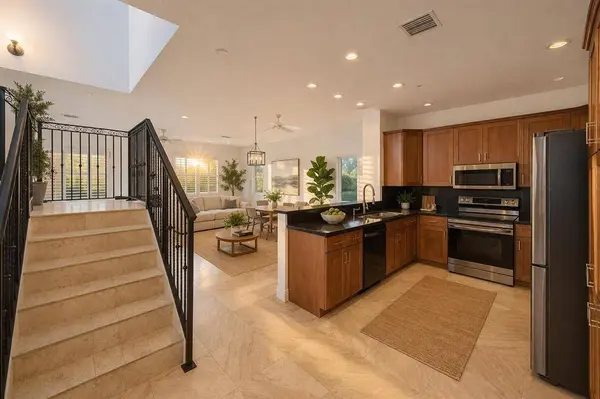 2515 NE 18th ST, Fort Lauderdale, FL 33305