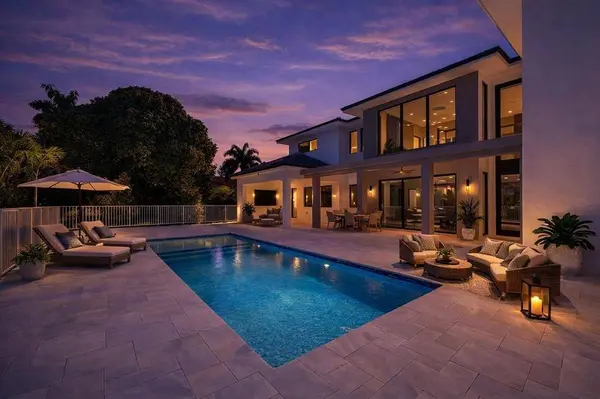 3716 Embassy DR, West Palm Beach, FL 33401