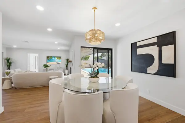5611 NE 16th AVE, Fort Lauderdale, FL 33334