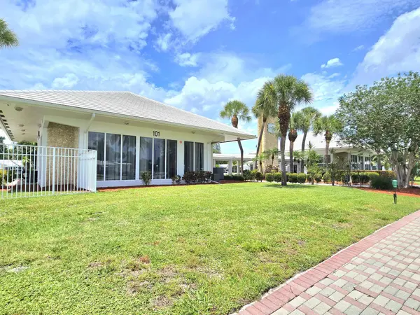 2501 W Golf BLVD #127, Pompano Beach, FL 33064