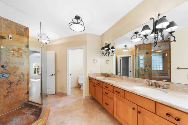 804 NE 16th AVE, Fort Lauderdale, FL 33304