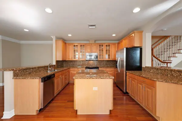 804 NE 16th AVE, Fort Lauderdale, FL 33304