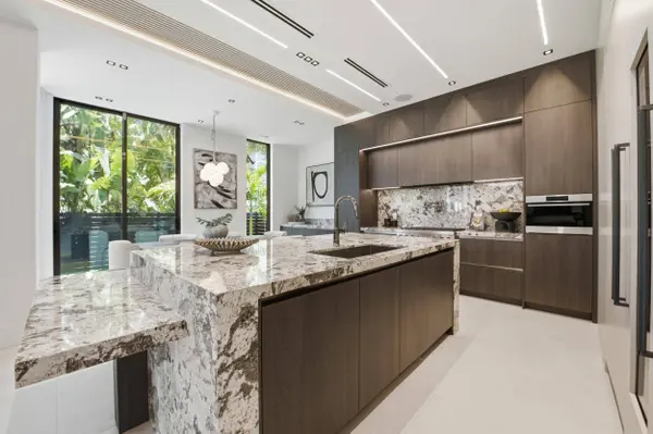 3209 NE 26th ST, Fort Lauderdale, FL 33305