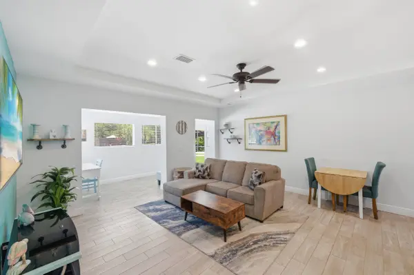 937 SW 17TH ST, Fort Lauderdale, FL 33315