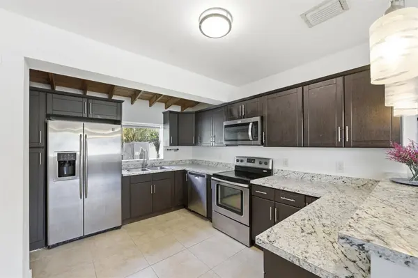 1435 SW 5th CT, Fort Lauderdale, FL 33312