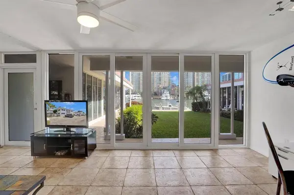 2760 YACHT CLUB BLVD #10C, Fort Lauderdale, FL 33304