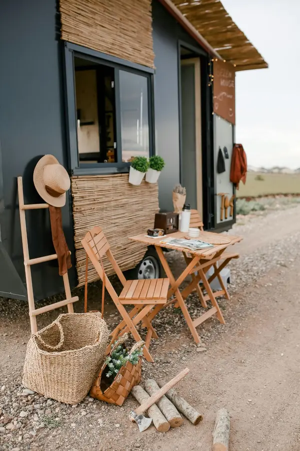 feature image of Modular Homes, Stick-Built Homes, and Tiny Homes: What's the Difference?