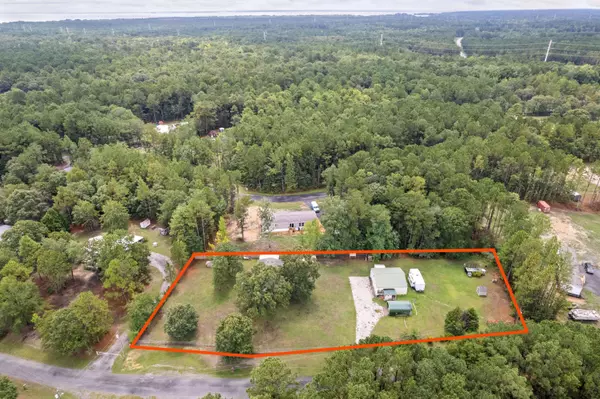 123 Sandy Oaks Ln, Cross, SC 29436