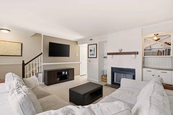 7879 Sandida Ct, North Charleston, SC 29418