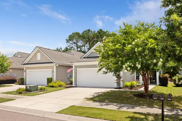 223 Waterfront Park Dr, Summerville, SC 29486