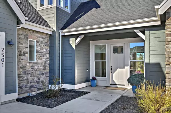 2501 N Rivington Pl, Eagle, ID 83616-7644