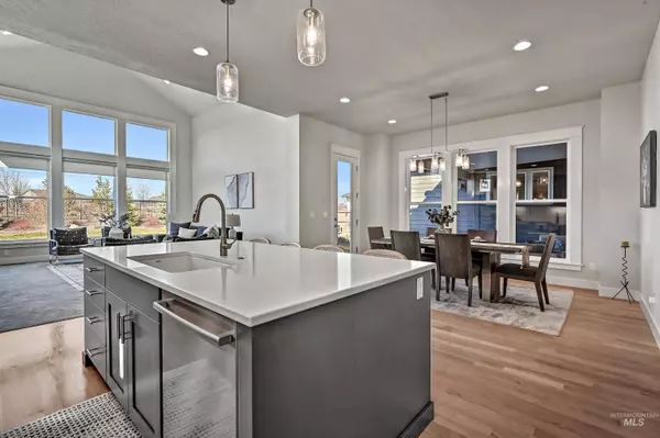 2501 N Rivington Pl, Eagle, ID 83616-7644