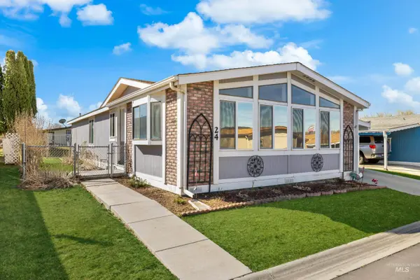 1907 W Flamingo Ave, Nampa, ID 83651