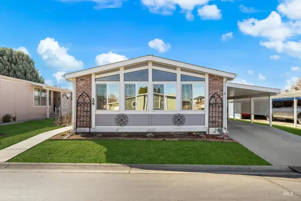1907 W Flamingo Ave, Nampa, ID 83651