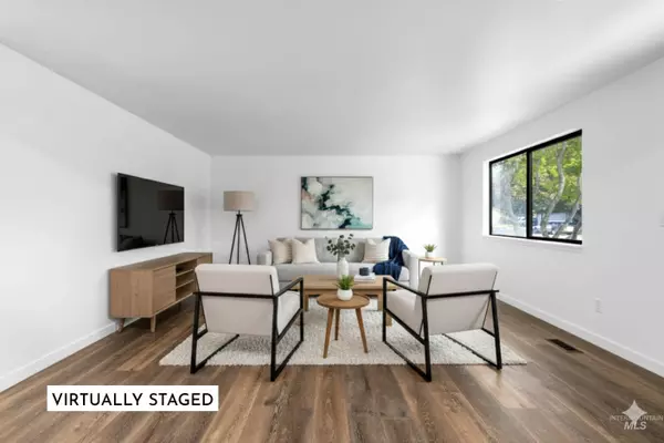 323 S Harlan Pl, Eagle, ID 83616